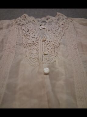 Coldwater Creek Cream Lace-Trim Button Front Top